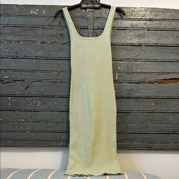Aritzia Wilfred Free Green Dress Knee-Length Sleeveless Casual - Picture 3 of 4